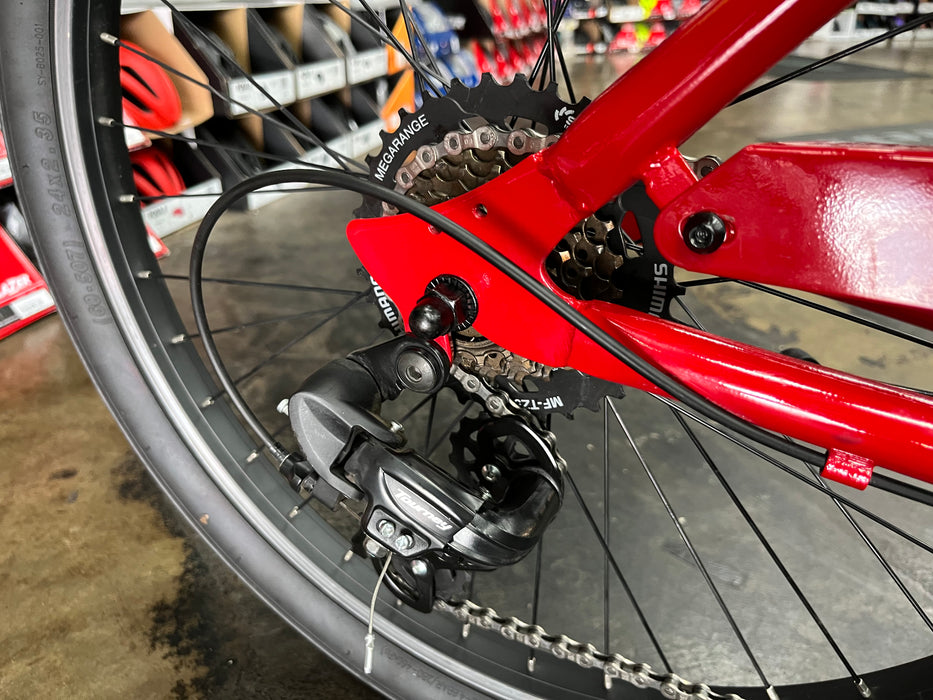 Tuesday Cycles June 7 7-Speed - Red  Demo 2021