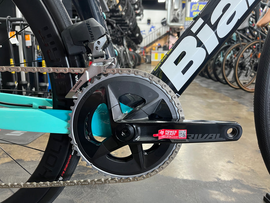 Bianchi Oltre XR4 Disc Sram Rival AXS HollowGram Carbon Wheels - 2023