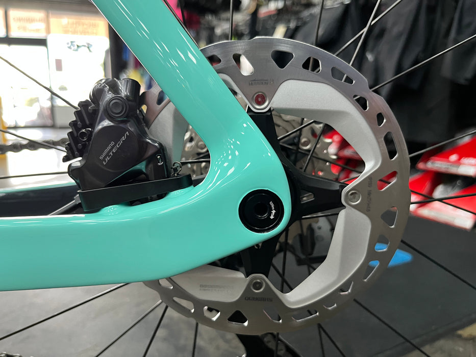 Bianchi Oltre Comp Shimano Ultegra Di2 12 Speed - Celeste 2023