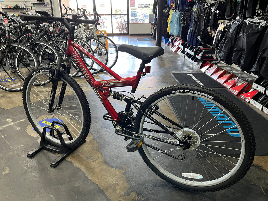 Quest X-Fire 5 Speed - Red USED