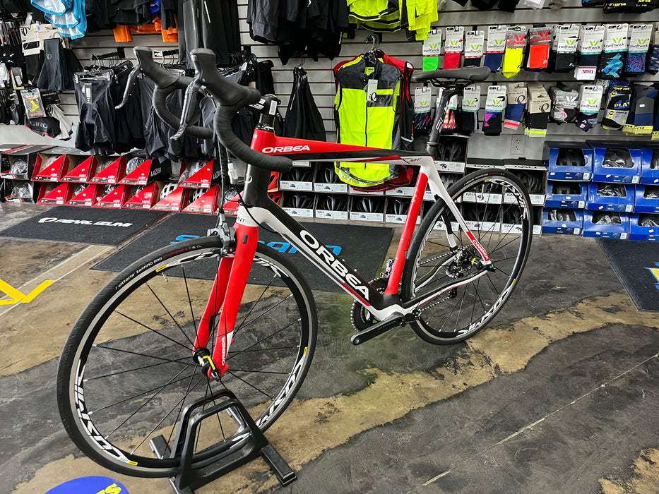 Orbea Avant M20D Shimano Ultegra Di2 11 Speed - Red/White/Black 2015 DEMO