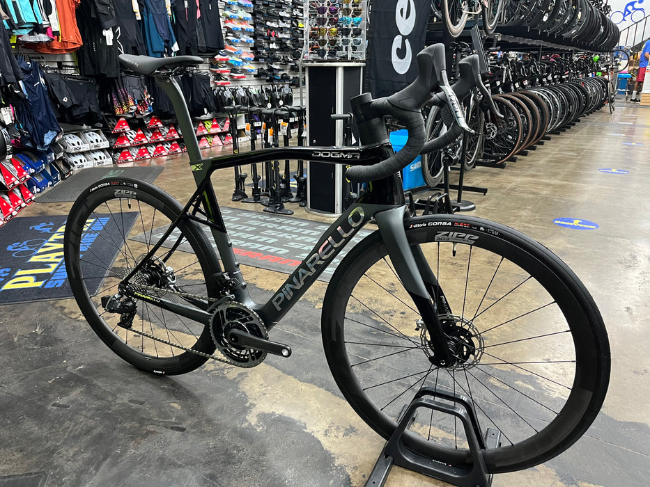 Pinarello Dogma X Disc SRAM Red eTap AXS Zipp 303 Firecrest