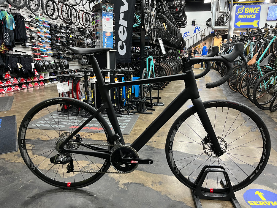 Playtri Carbon Disc Bike Sram Rival AXS - 2024