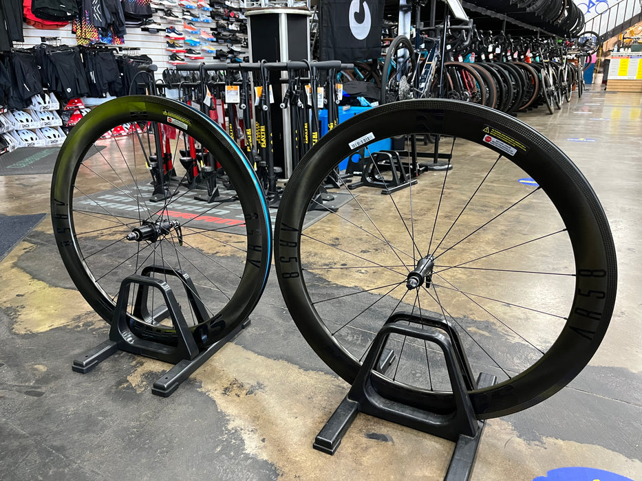 Reynolds AR58 Rim Brake Carbon Clincher Tubeless Wheelset - DEMO