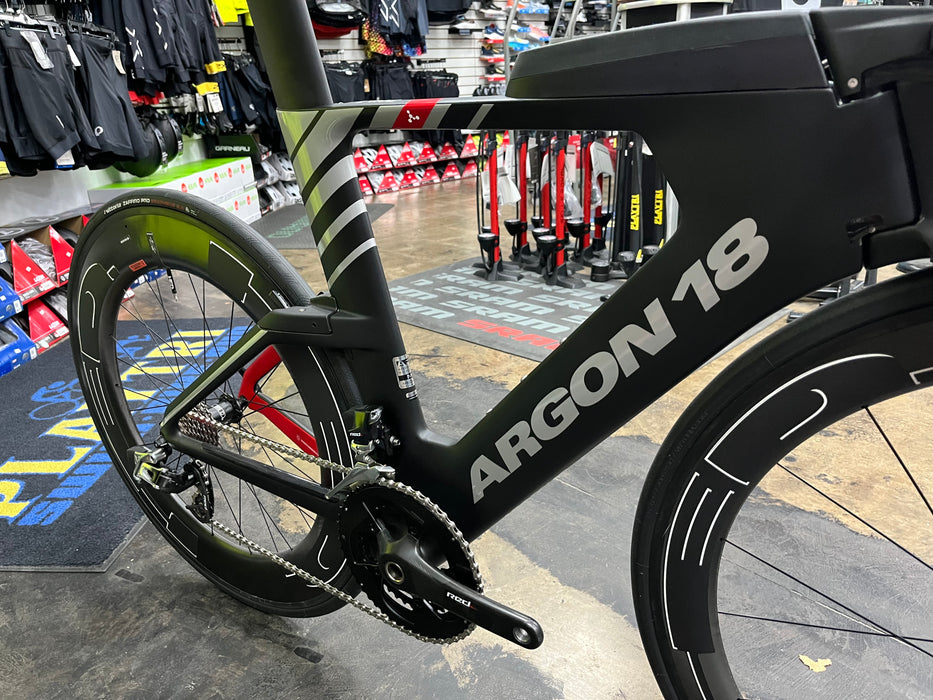 Argon 18 E-119 Tri+ SRAM Red eTap w/ HED Jet 9/6 wheels - Black 2022 DEMO