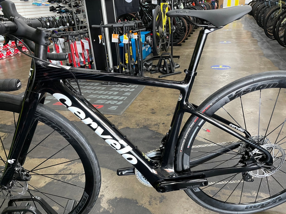 Cervelo Caledonia Disc SRAM Rival eTap AXS Vision Team 35 Wheels - 2024