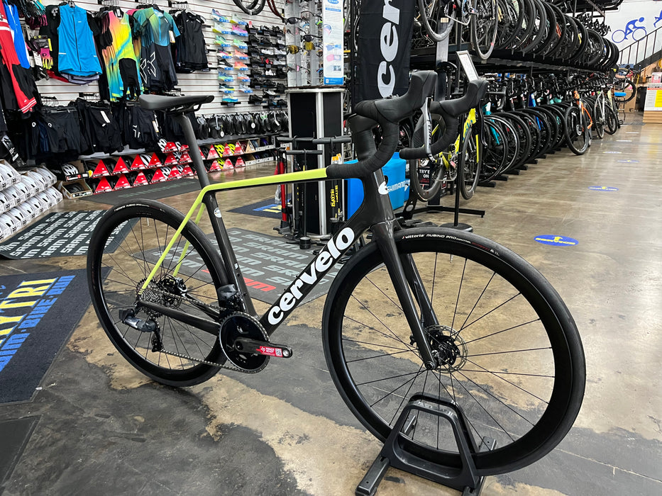 Cervelo R5 Limited Edition SRAM Force eTap AXS w/Profile Design GMR 38 Wheels - 2024