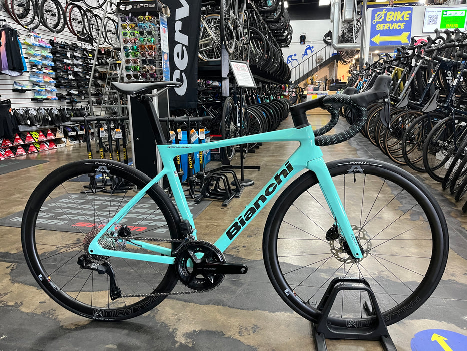 Bianchi Specialissima Shimano 105 Di2 - 2024