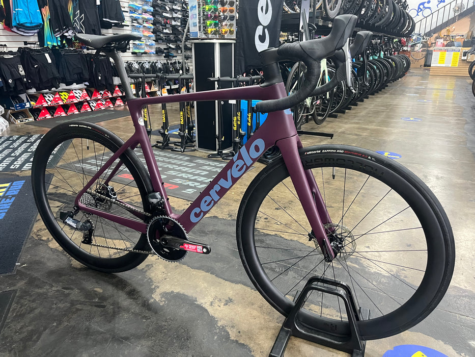 Cervelo Caledonia-5 SRAM Force eTap AXS - Plum 2023 DEMO