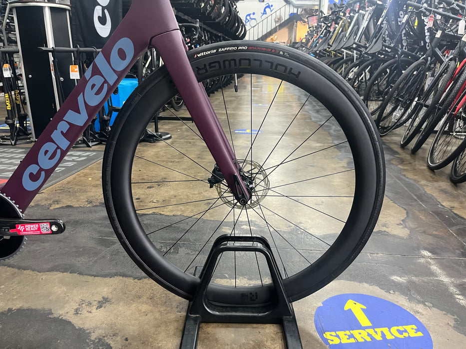 Cervelo Caledonia-5 SRAM Force eTap AXS - Plum 2023 DEMO