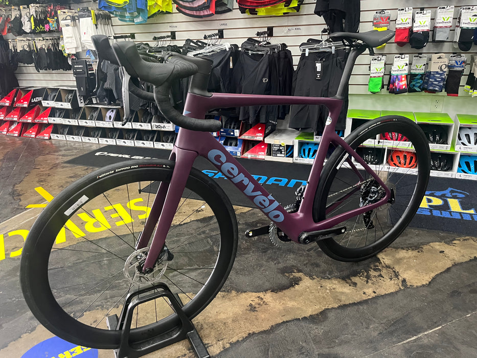 Cervelo Caledonia-5 SRAM Force eTap AXS - Plum 2023 DEMO