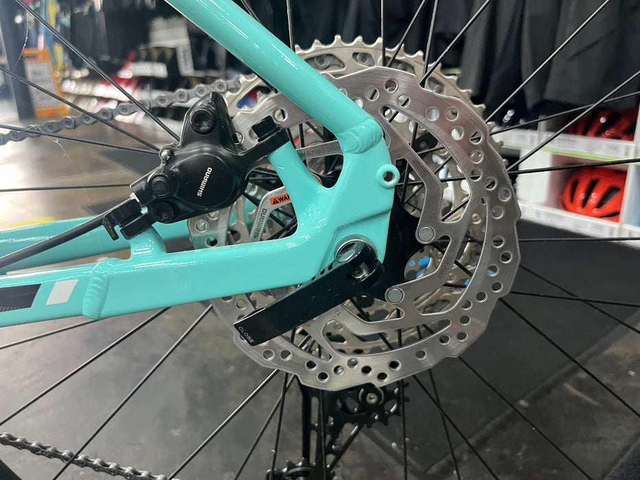 Bianchi Magma 9.0 Shimano Deore - Celeste 2022