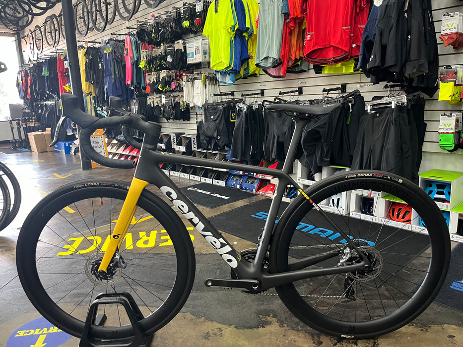 Cervelo R5 SRAM Red eTap AXS -Limited Edition Jumbo Visma Replica 2024