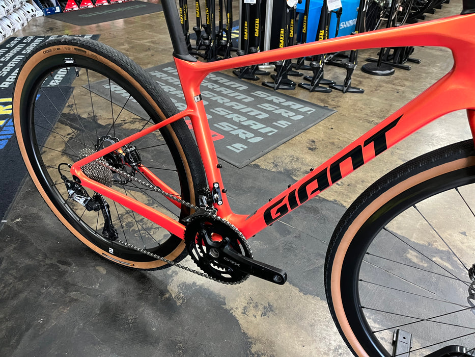 Giant Revolt Advanced 0 Shimano GRX - Orange 2023 USED