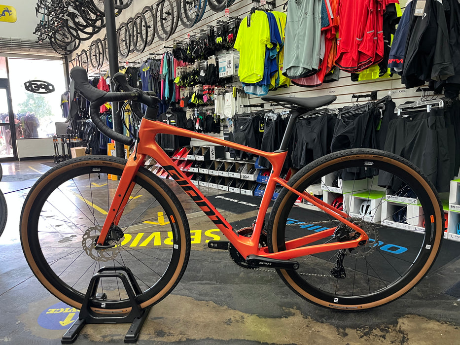 Giant Revolt Advanced 0 Shimano GRX - Orange 2023 USED