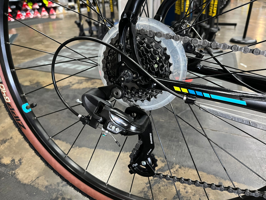 Fuji Traverse 1.7 ST Shimano Tourney - Satin Black 2022 DEMO