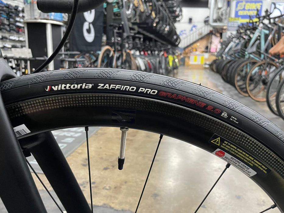 Argon 18 Nitrogen Pro Rim SRAM Force eTap AXS - Reynolds AR41 Carbon Wheelset - Black 2022 DEMO