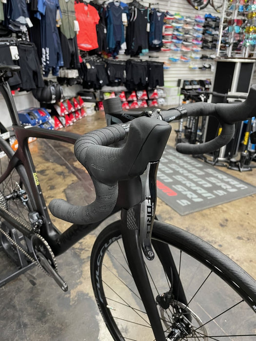 Pinarello Prince Disc SRAM Force eTap AXS - BOB 2023