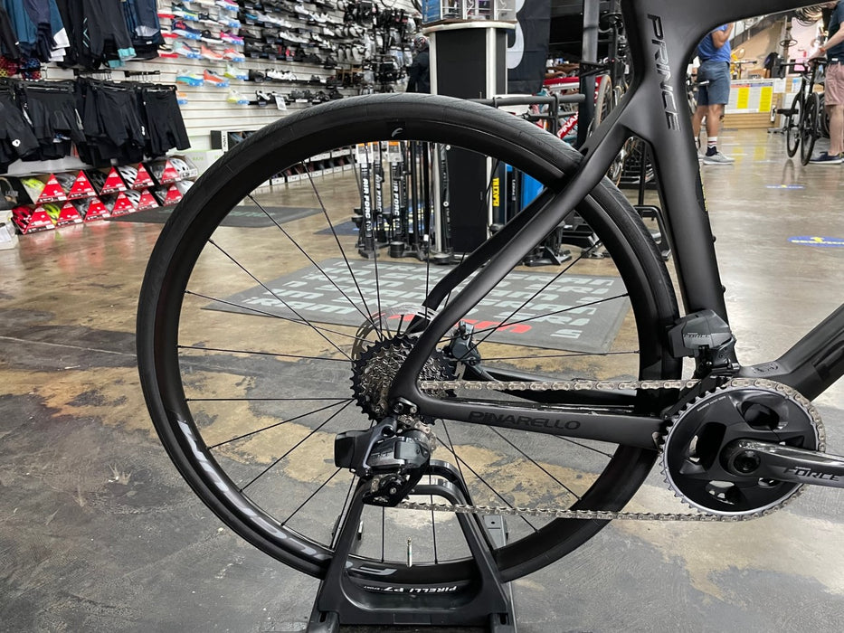 Pinarello Prince Disc SRAM Force eTap AXS - BOB 2023