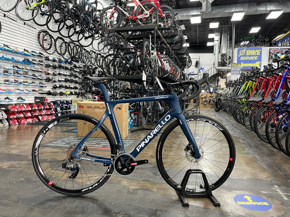 Pinarello Paris SRAM Rival AXS - Blue Steel 2023