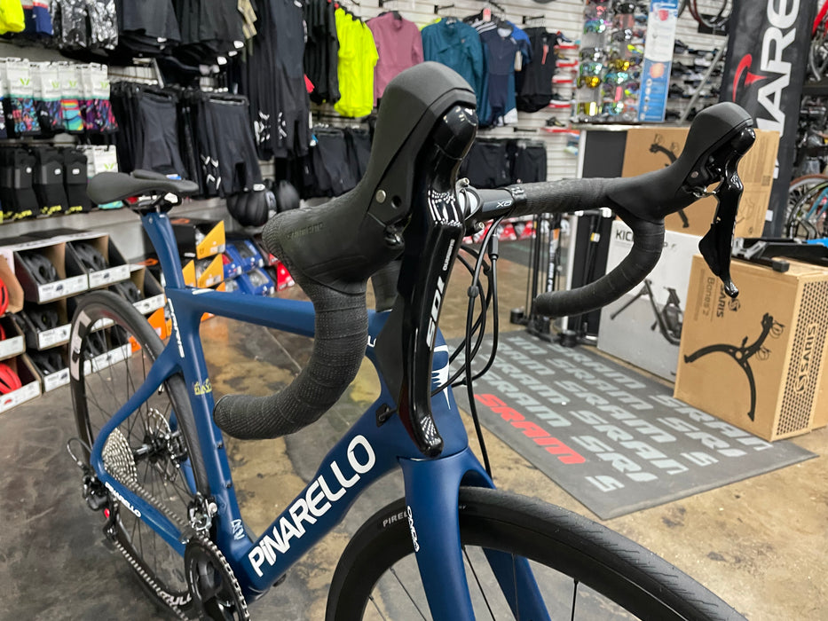 Pinarello Paris Shimano 105 - Blue Steel 2023