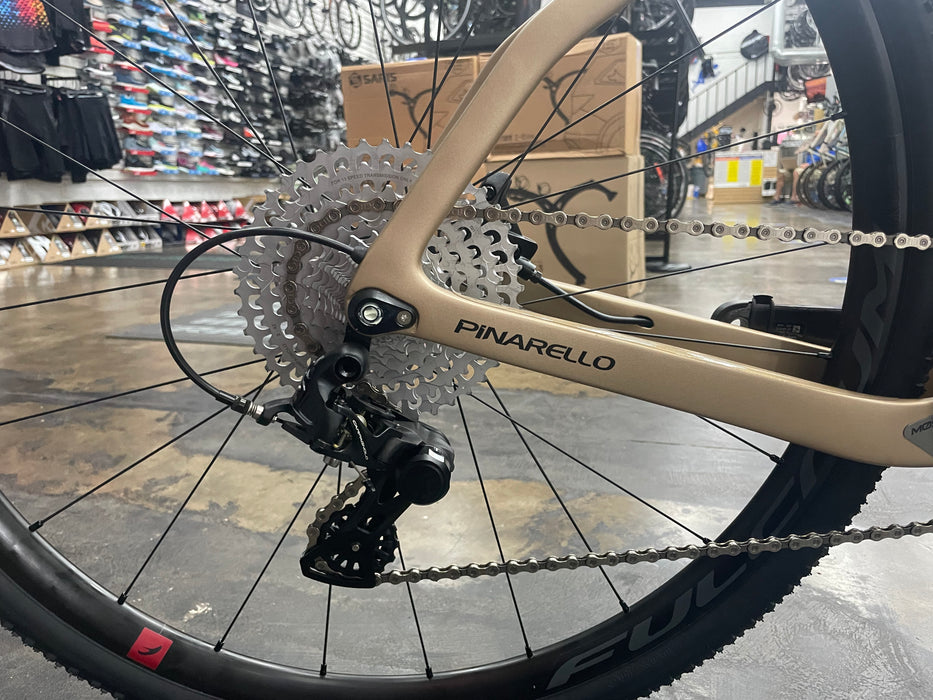 Pinarello Grevil F Campagnolo Ekar 13 Speed 1X - Champagne 2023