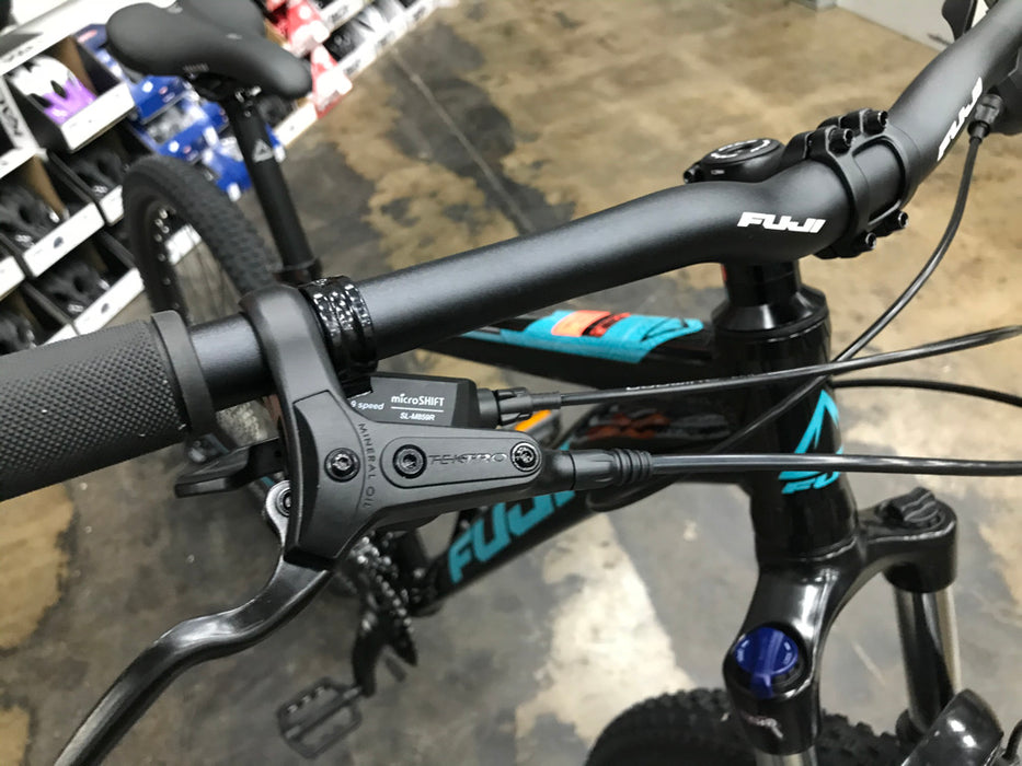 Fuji Nevada 27.5 1.5 Microshift - Black 2022