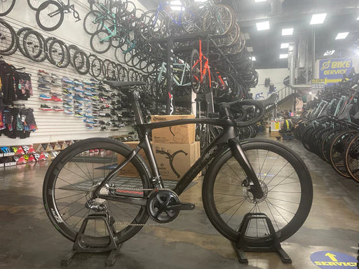 Pinarello Dogma F12 Disc Shimano Ultegra Di2 11 Speed - 2021