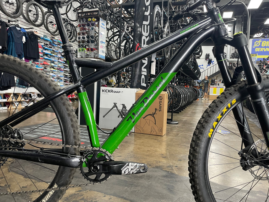 Van Dessel Gnarzan SRAM Eagle GX - Black/Green 2022 DEMO