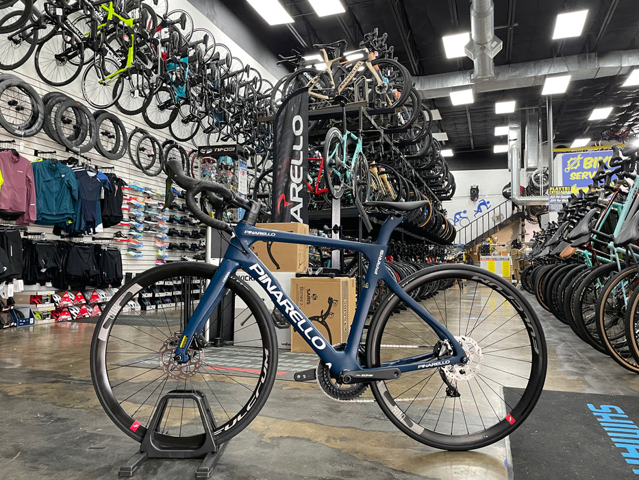 Pinarello Paris Shimano 105 - Blue Steel 2023