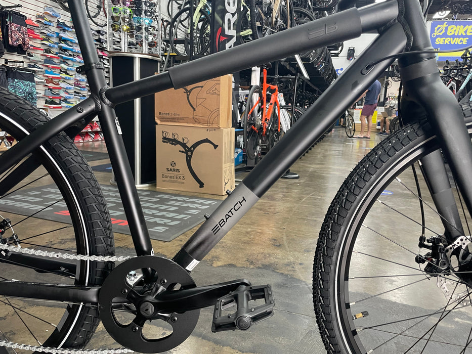 Batch The Urban Bike 27.5" Shimano Tourney - 2022