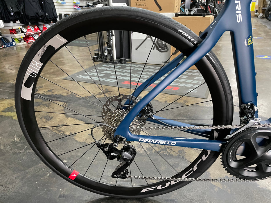 Pinarello Paris Shimano 105 - Blue Steel 2023