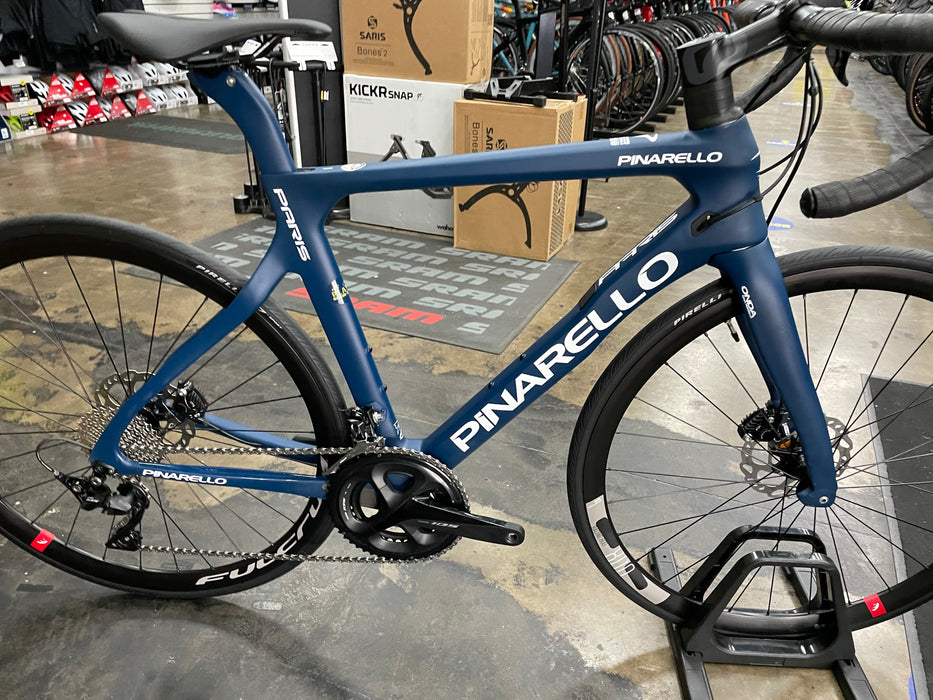 Pinarello Paris Shimano 105 - Blue Steel 2023