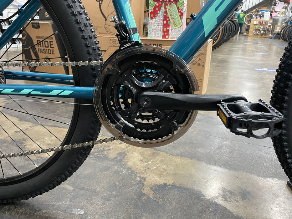 Fuji Adventure 27.5 ST Disc Shimano Tourney 7 Speed - Teal 2022