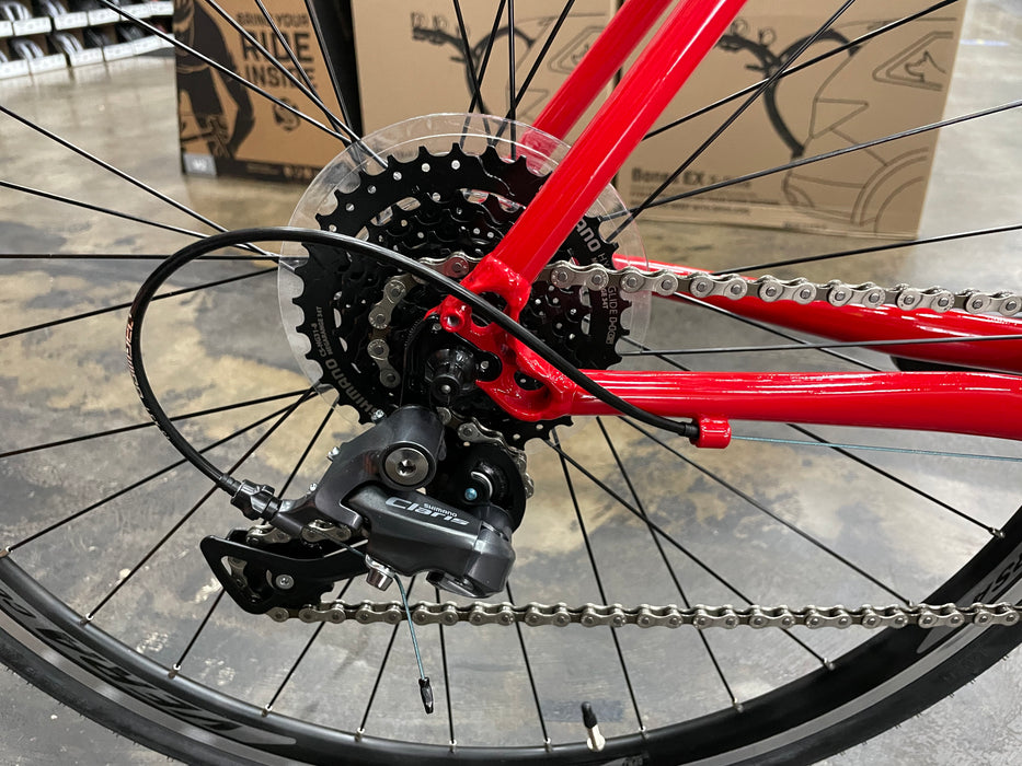 Fuji Sportif 2.3 Shimano Claris - Red 2021