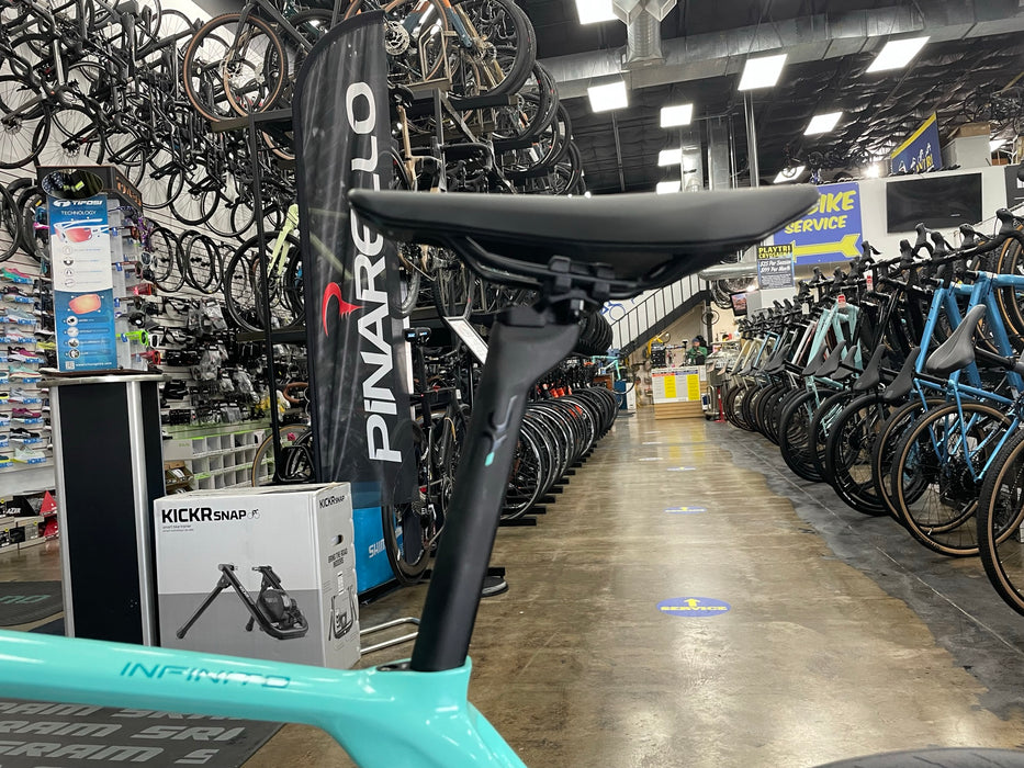 Bianchi Infinito Disc Ultegra Di2 12 Speed - Celeste/Dark Turquoise 2023