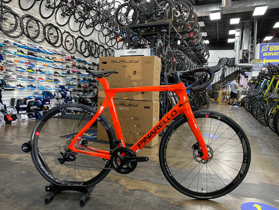 Pinarello Paris Shimano 105 - Orange 2023