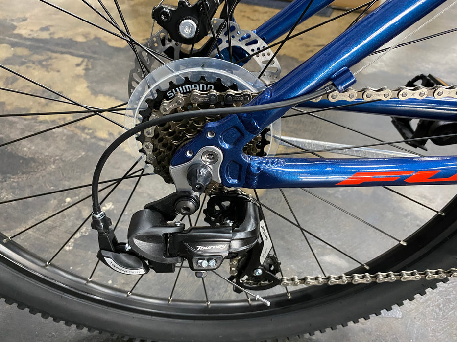 Fuji Adventure 27.5 Disc Shimano Tourney 7 Speed - Dark Blue 2022