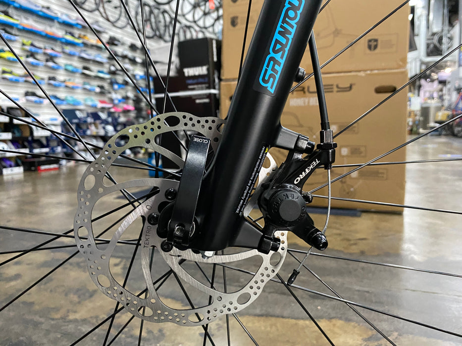 Fuji Traverse 1.7 ST Disc Shimano Tourney 7 Speed - Satin Black/Cyan 2022