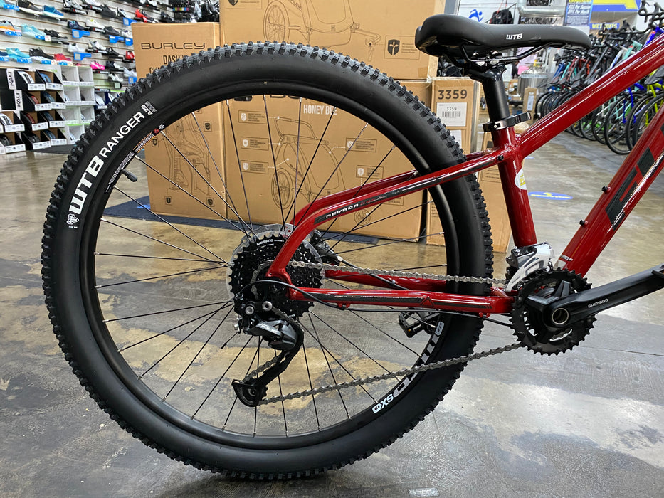 Fuji Nevada 27.5 1.5 Shimano Alivio - Brick Red 2022