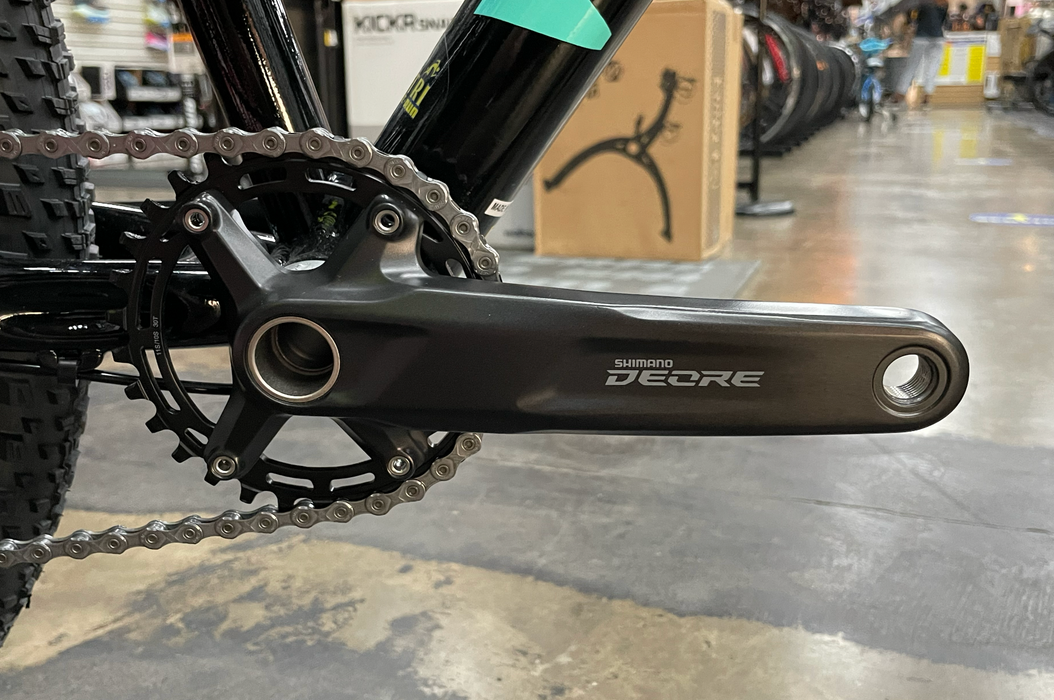 Bianchi Magma 9.1 Shimano Deore 10 Speed - Black 2022