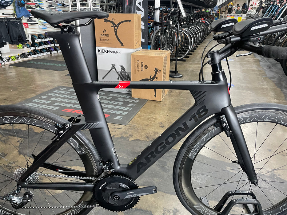 Argon 18 E-117 Tri SRAM Force 22/Reynolds AR58 - Black/Black 2023