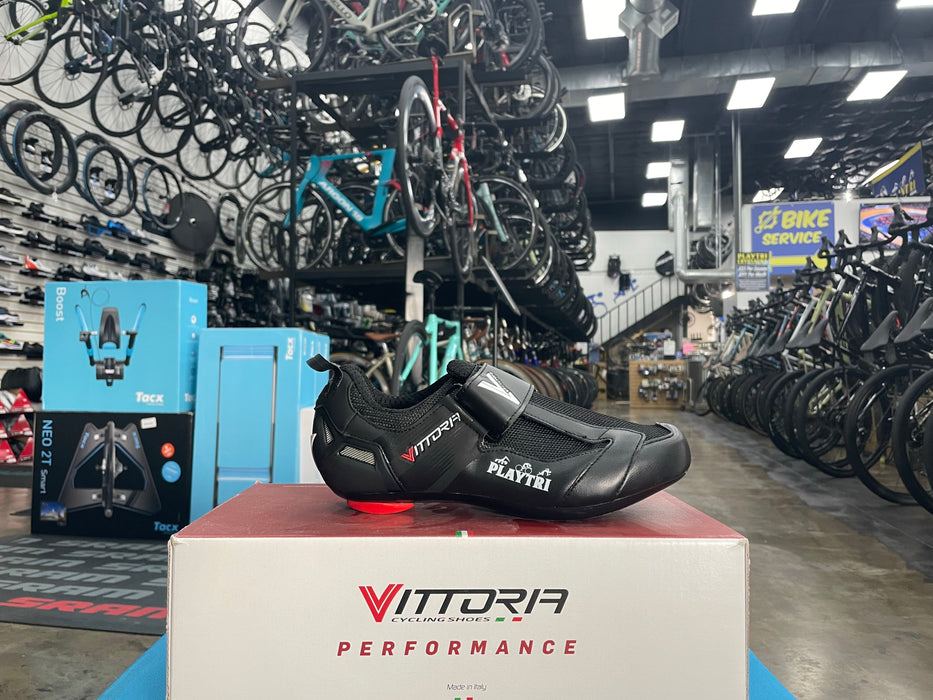 Vittoria Mens PlayTri Edition - Black (Wide)