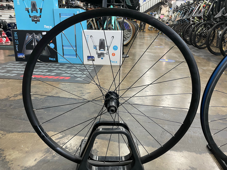 Syncros Race 24 Disc Wheelset