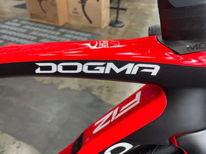 Pinarello Dogma F12 Rim Shimano Ultegra Di2 11 Speed