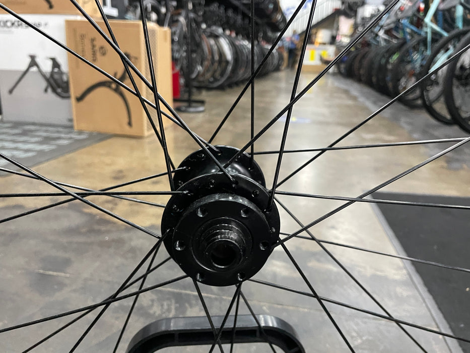 WTB Serra i23 Wheelset 700c Tubeless Ready 12x100mm/12x142mm Thru Axle 6-Bolt Disc