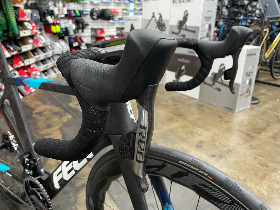 Felt AR FRD Ultimate Sram Red eTap AXS - Matte Textreme - ZIPP 454 - 2024