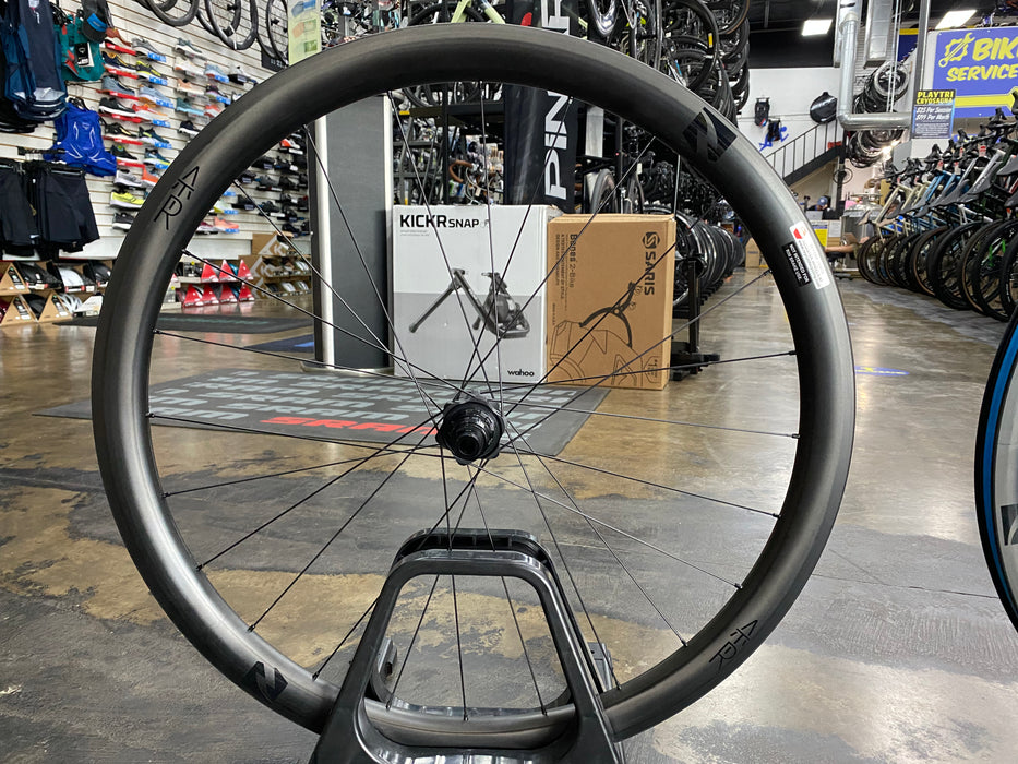 Reynolds ATR 700c Gravel Tubeless Disc Carbon Wheelset