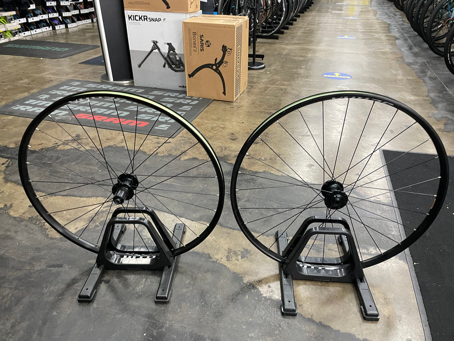 WTB Serra i23 Wheelset 700c Tubeless Ready 12x100mm/12x142mm Thru Axle 6-Bolt Disc