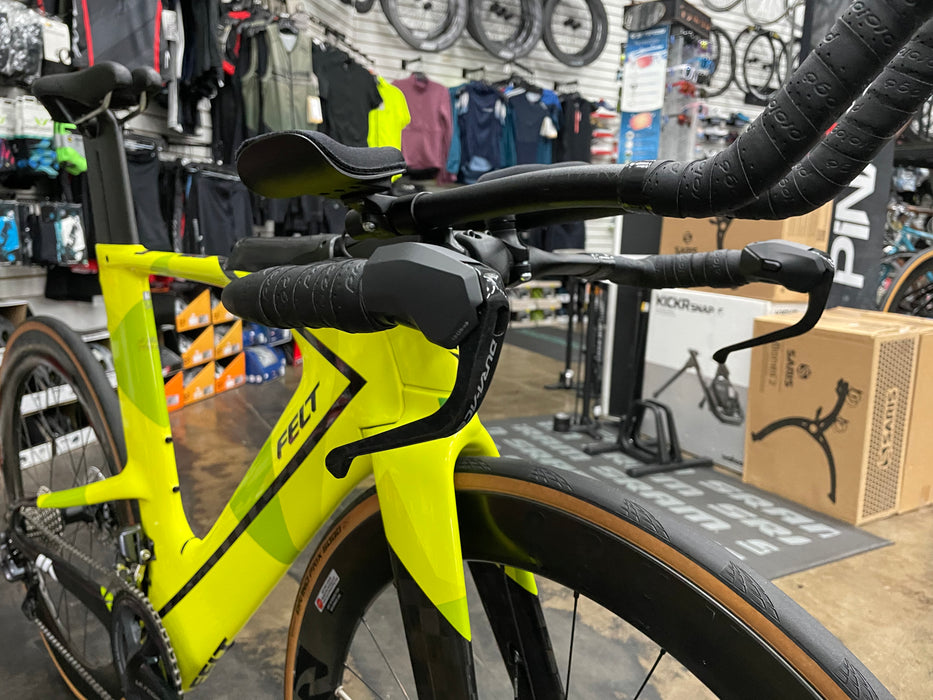 Felt IA Advanced Shimano Ultegra Di2 11 Speed - Chartreuse Geo 2023